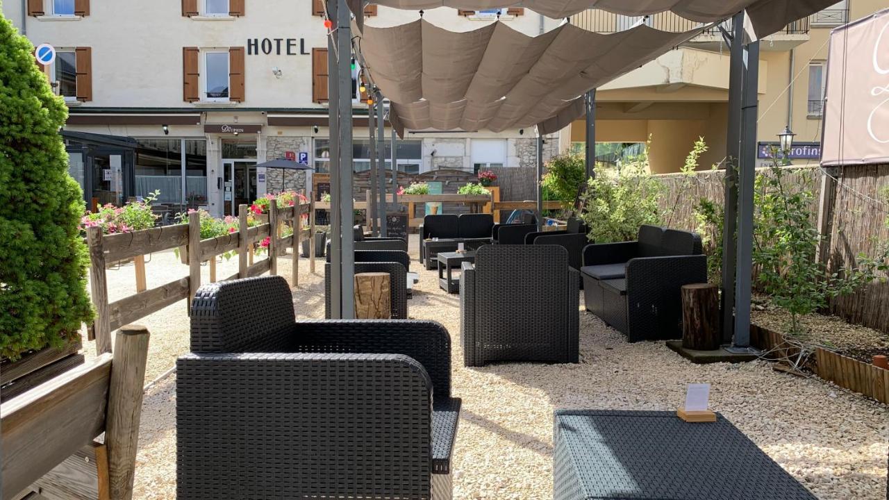 Hotel Le Dauphin Виллар-де-Ланс Экстерьер фото